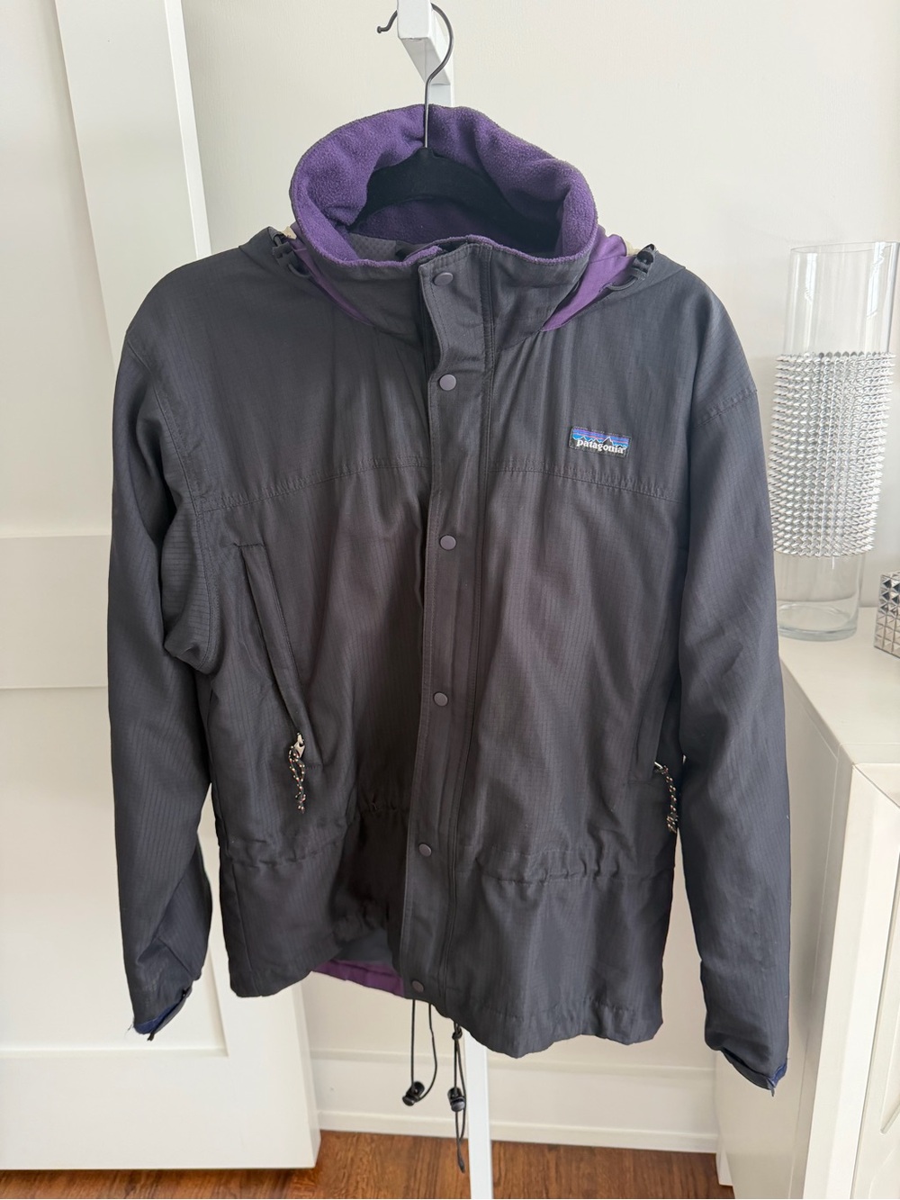 Patagonia Vintage Black Jacket with Purple Lining, Size Small